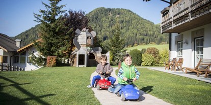 Familienhotel - Garten - Italien - Garten - Garberhof Dolomit Family
