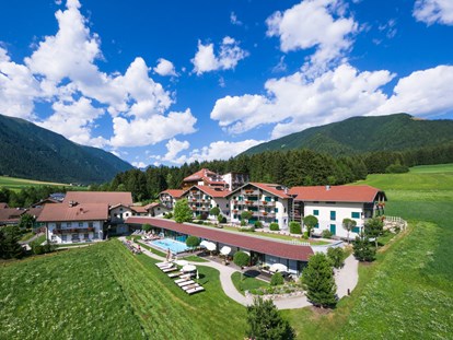 Familienhotel - Schwimmkurse im Hotel - Olang - Garberhof Dolomit Family  - Garberhof Dolomit Family