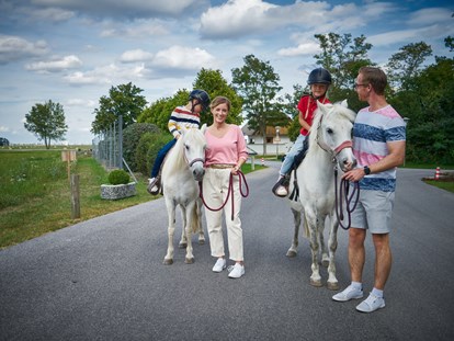 Familienhotel - Ausritte mit Pferden - Neusiedler See - VILA VITA Pannonia