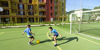 Familienhotel - Pools: Innenpool - Ligurien - eine der vielen "Sport-Service" - AI POZZI VILLAGE FAMILY & WELLNESS HOTEL****