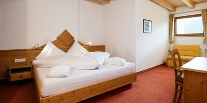 Familienhotel - Hallenbad - Tiroler Oberland - Familien-Suite Typ 5 "plus" - Furgli Hotels