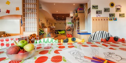 Familienhotel - Suiten mit extra Kinderzimmer - Serfaus - Kinder-Spielzimmer - Furgli Hotels