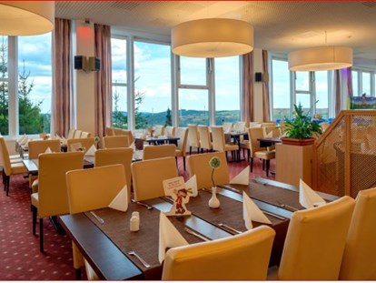 Familienhotel - Umgebungsschwerpunkt: Stadt - Restaurant im Hotel - AHORN Hotel Am Fichtelberg