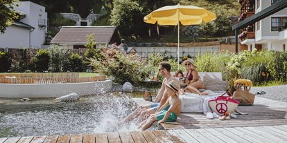 Familienhotel - Garten - Pinzgau - Sportresort Alpenblick Bergsee - Familien- und Sportresort Alpenblick