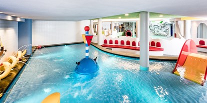 Familienhotel - Spielplatz - Hotel Schneeberg