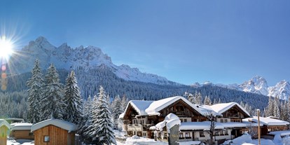 Familienhotel - Skikurs direkt beim Hotel - Trentino-Südtirol - Caravan Park Sexten im Winter - Caravan Park Sexten