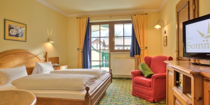 Familienhotel - Preisniveau: gehoben - Fuschl am See - Doppelzimmer Rotmoos/Rapunzel/Blumenwiese im Familienhotel Sommerhof - Familienhotel Sommerhof