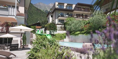 Familienhotel - Garten - Naturns bei Meran - Heidi & Edith Family Aparthotel