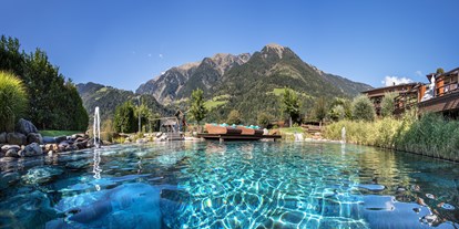Familienhotel - Pools: Schwimmteich - Trentino-Südtirol - Hotel Andreus