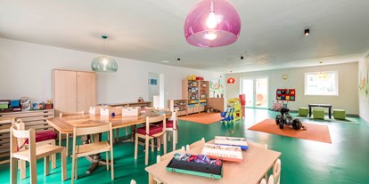 Familienhotel - Ausritte mit Pferden - Seis am Schlern - Kastelruth - Miniclub - Stroblhof Active Family Spa Resort