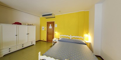 Familienhotel - Umgebungsschwerpunkt: Meer - Fabilia Family Hotel Lido di Jesolo - Classic Zimmer - Family Hotel Alexander