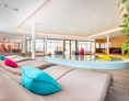 Kinderhotel: Indoor Kinderpool mit Trioslide-Rutsche - Ferienanlage Central GmbH