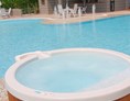 Kinderhotel: Pool mit Whirlpool und Kinderbecken - Club Family Hotel Milano Marittima