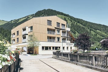 Kinderhotel: Außenansicht Beag Haus - Das Original Kinderhotel Stegerhof in der Steiermark