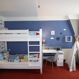 Kinderhotel: Beispiel Kinderzimmer "Familiensuite" - Familotel Borchard's Rookhus