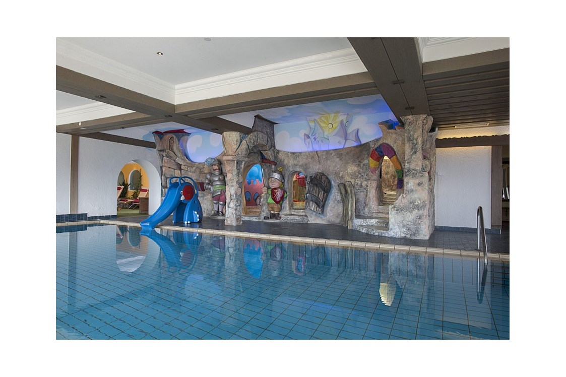 Kinderhotel: Schwimmbad - Familotel Bavaria Pfronten