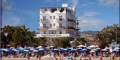 Familienhotel - Verpflegung: Frühstück - Sommer, Sonne, Strand und Meer im Hotel Sympathy - Hotel Sympathy
