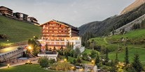 Familienhotel - Garten - Zillertal - Hotel Alpenhof