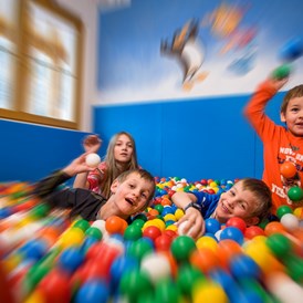 Kinderhotel: Spielbereich - Familotel Zauchenseehof