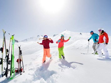Familien- und Wellnesshotel Panorama Ausflugsziele Winterurlaub in Ladis