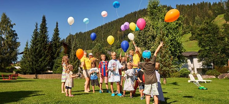 Die goldenen Wandermonate im Salzburger Land genießen … in der Sonnberg Ferienanlage - Kinderhotel.Info
