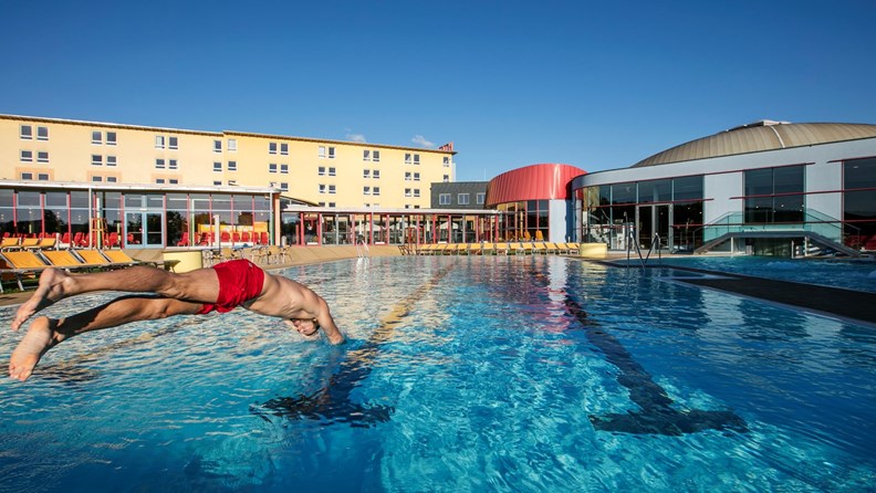 Angebote vom H2O Hotel-Therme-Resort in Bad Waltersdorf/Thermen- & Vulkanland - Kinderhotel.Info