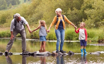 Gemeinsam mit Oma und Opa im Familienhotel! - Kinderhotel.Info