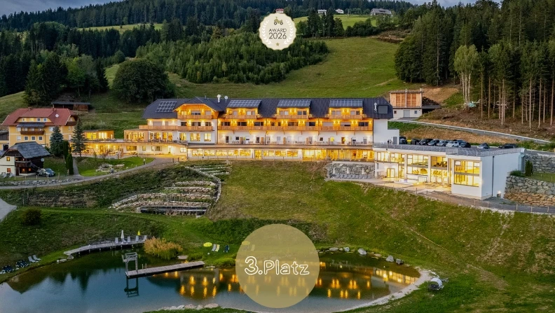 Titelbild Petschnighof