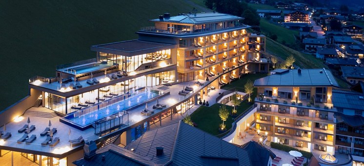 Hotel des Monats April: DAS EDELWEISS Salzburg Mountain Resort in Großarl - Kinderhotel.Info