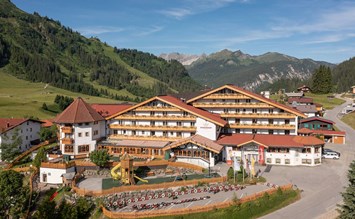 Familotel Kaiserhof: Familienurlaub auf der Sonnenseite der Zugspitze - Kinderhotel.Info