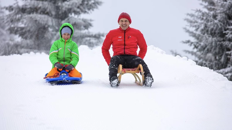 Um die Wette strahlen … im Hotel Sonne Bezau im winterlichen Bregenzerwald - Kinderhotel.Info