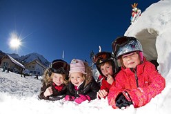 Wintervergnügen im Familienhotel Adler Lingenau im Bregenzerwald - Kinderhotel.Info