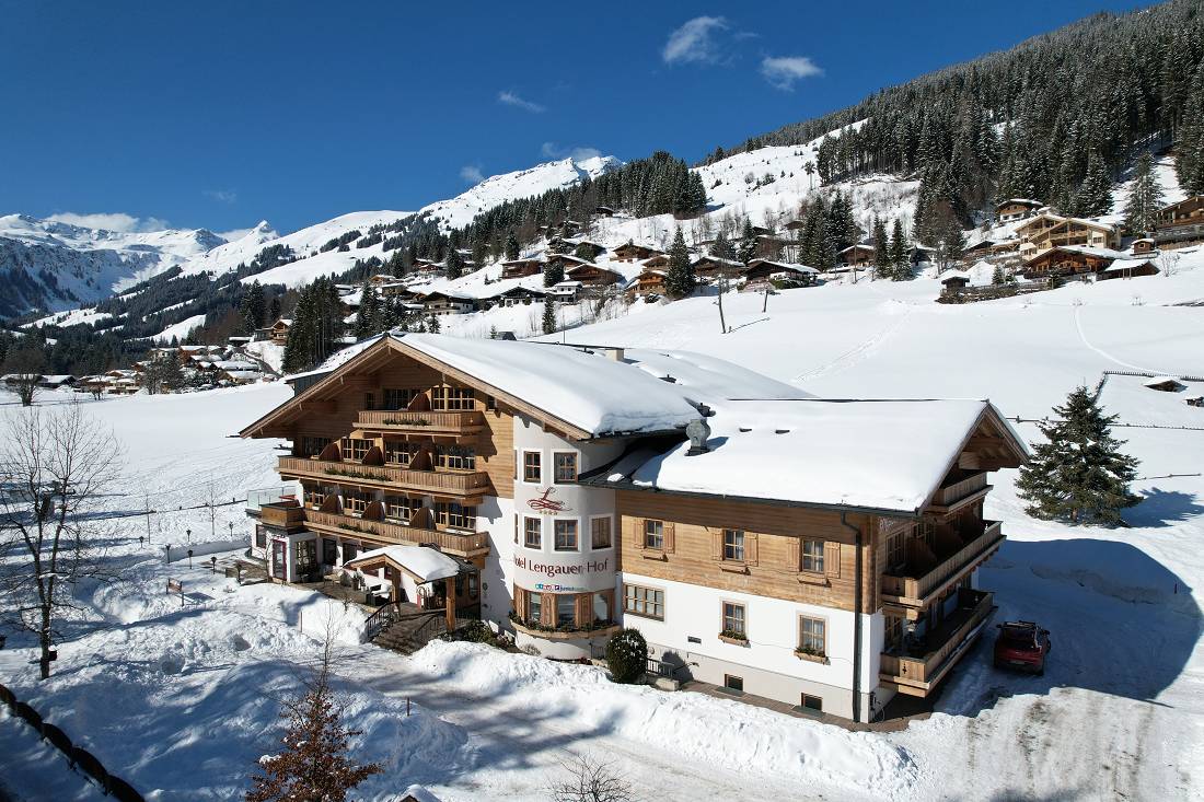 Familienhotel Lengauer Hof: Die Wintersonne im Talschluss genießen - Kinderhotel.Info
