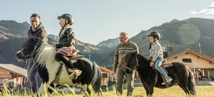 Unbeschwerte Familienerlebnisse im Almfamilyhotel Scherer in Osttirol - Kinderhotel.Info