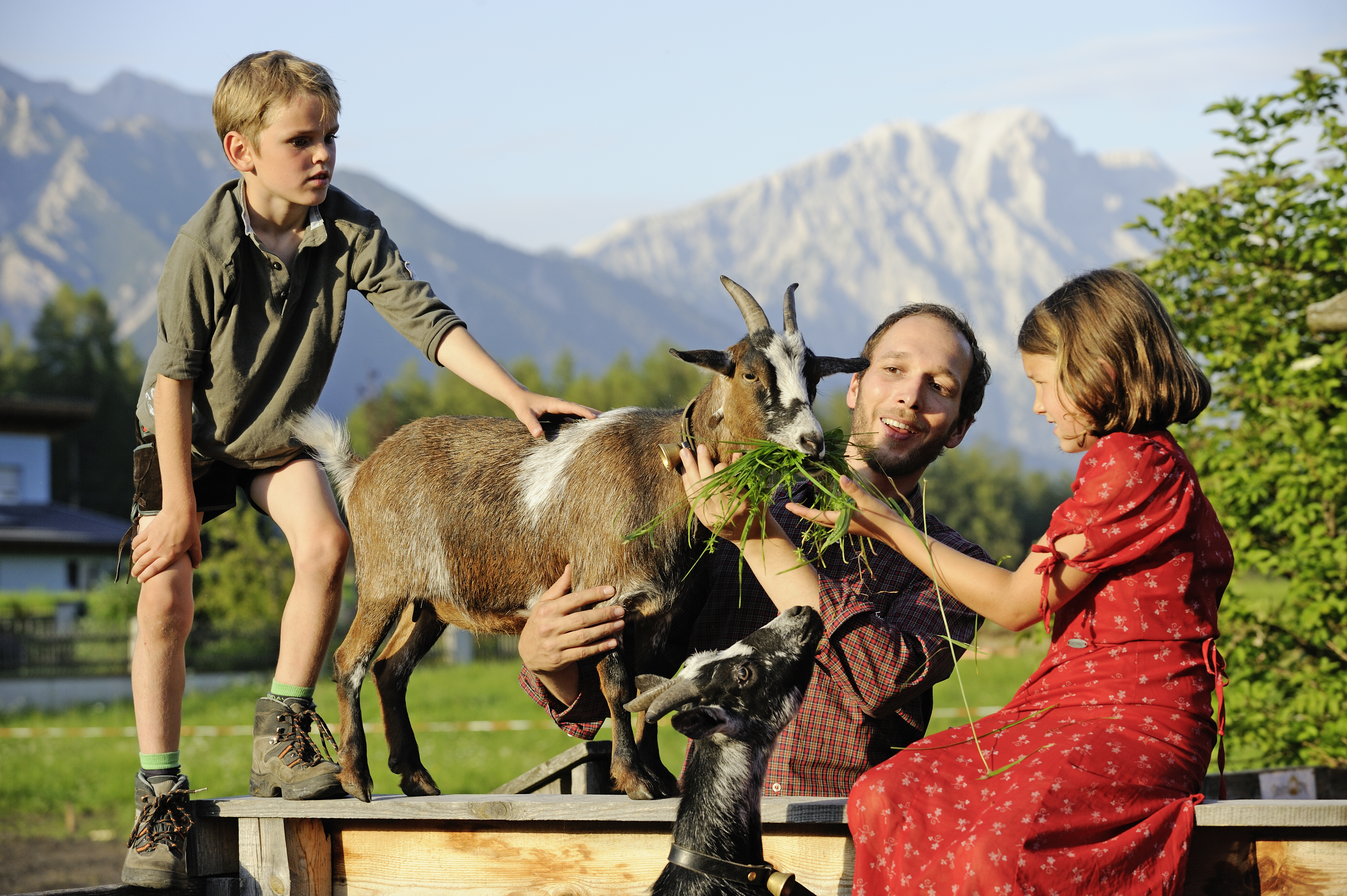 Hotel des Monats April: „Bullerbü auf Tirolerisch“ – Urlaub im Familienhotel Der Stern - Kinderhotel.Info