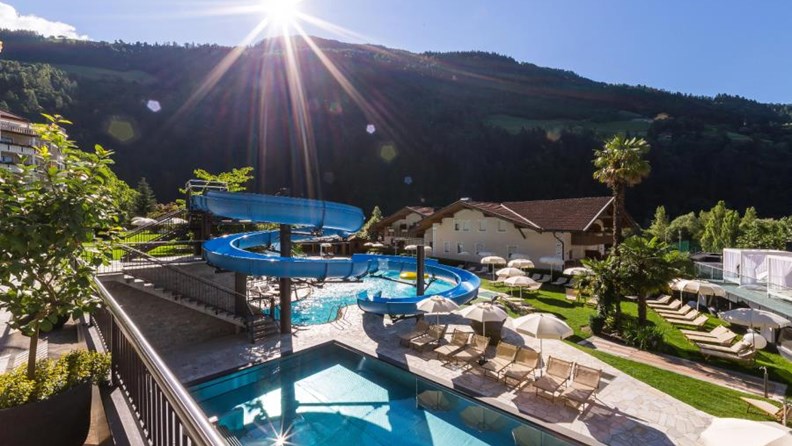 Angebote vom Quellenhof Luxury Resort Passeier in St. Martin bei Meran/Südtirol - Kinderhotel.Info