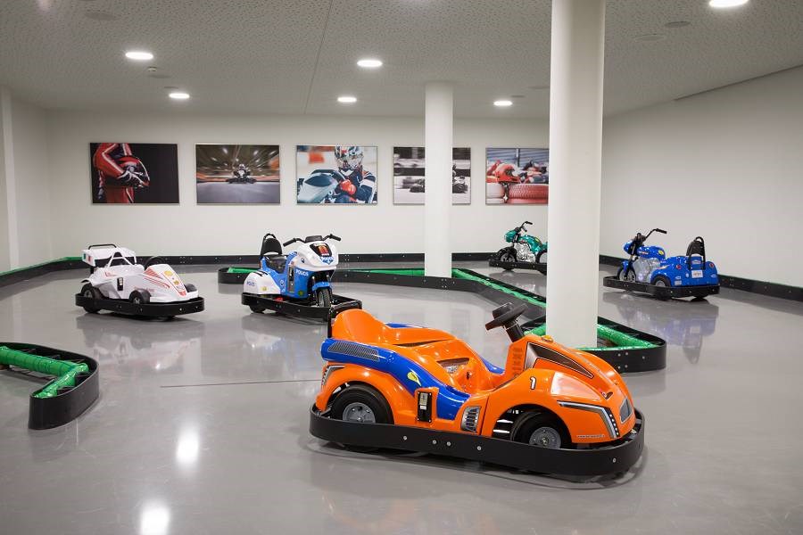 Zugspitz Resort-Indoor Kartbahn