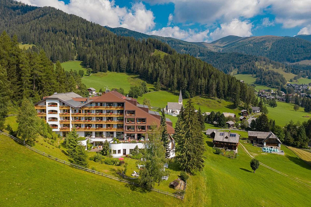 Außenansicht vom Hotel St. Oswald