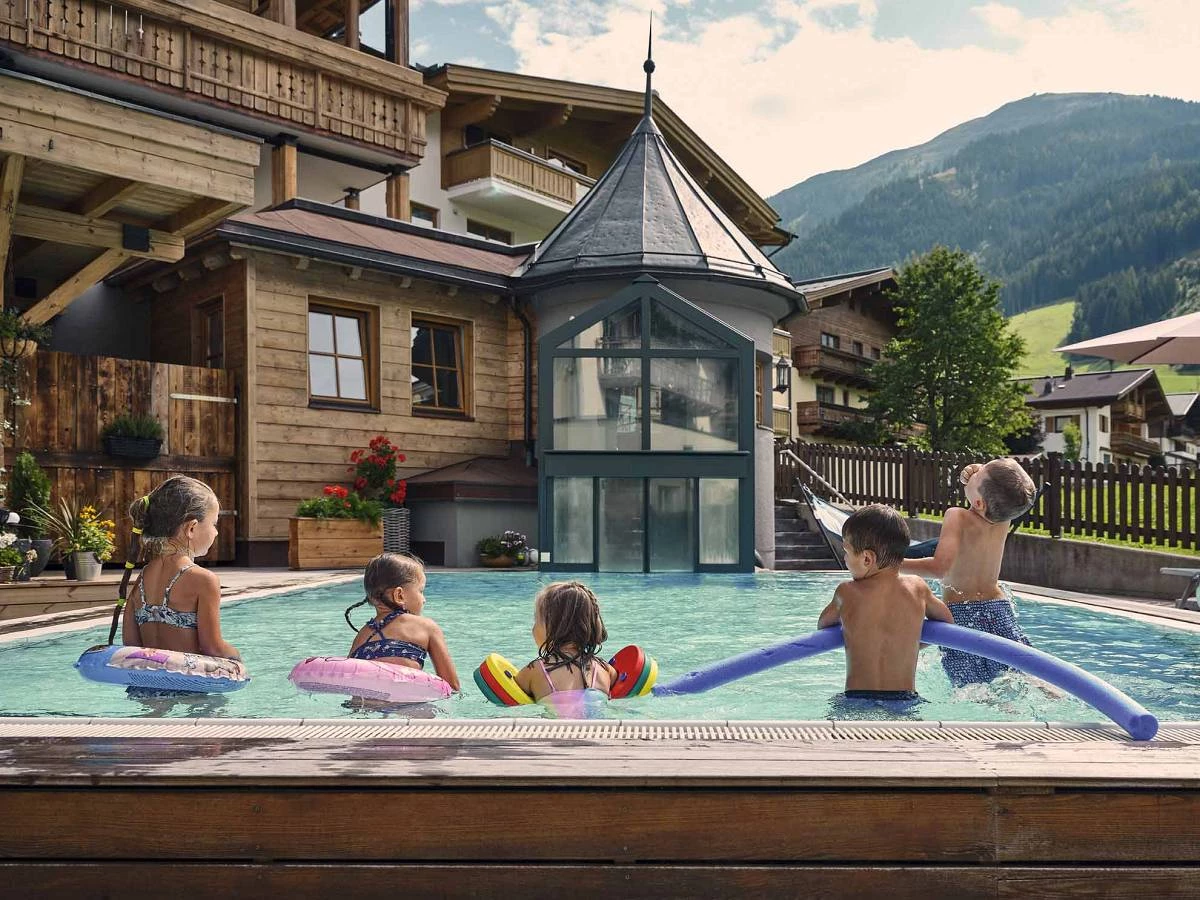 Badespaß im Hotel Hasenauer