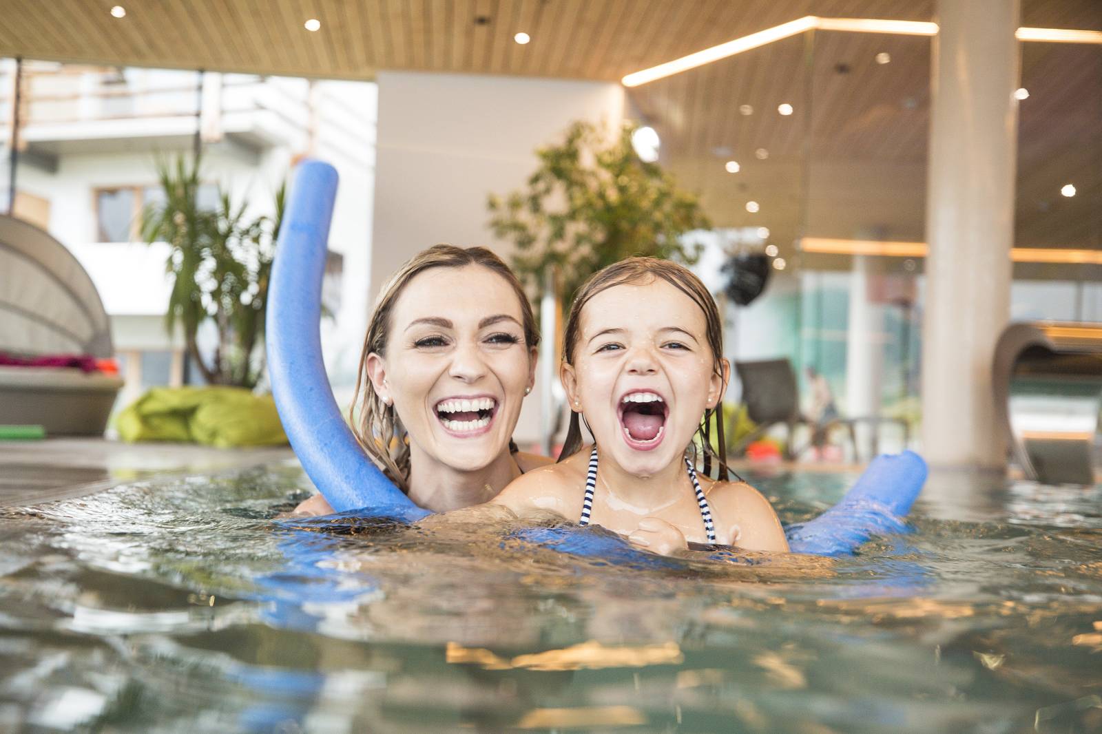 Hallenbad im Almfamilyhotel Scherer