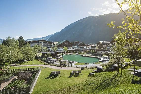 Außenansicht Neuhaus Zillertal Resort