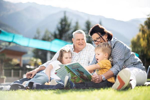 Urlaub mit den Großeltern - TYROL family retreat