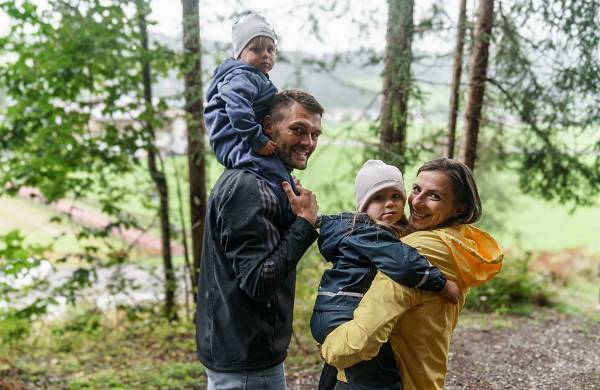 Herbst­urlaub mit Thermen­genuss - Familienhotel Felsenhof