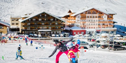 Familienhotel - Skikurs direkt beim Hotel - Neuschitz - Hotel Salzburger Hof Zauchensee