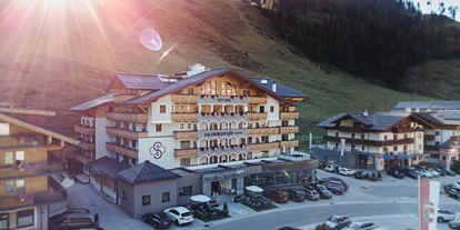 Familienhotel - Skikurs direkt beim Hotel - Straßerberg - Hotel Salzburger Hof Zauchensee