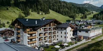 Familienhotel - Garten - Straßerberg - Hotel Salzburger Hof Zauchensee