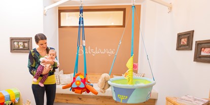 Familienhotel - Einzelzimmer mit Kinderbett - PLZ 5541 (Österreich) - Babylounge - Die Seitenalm
