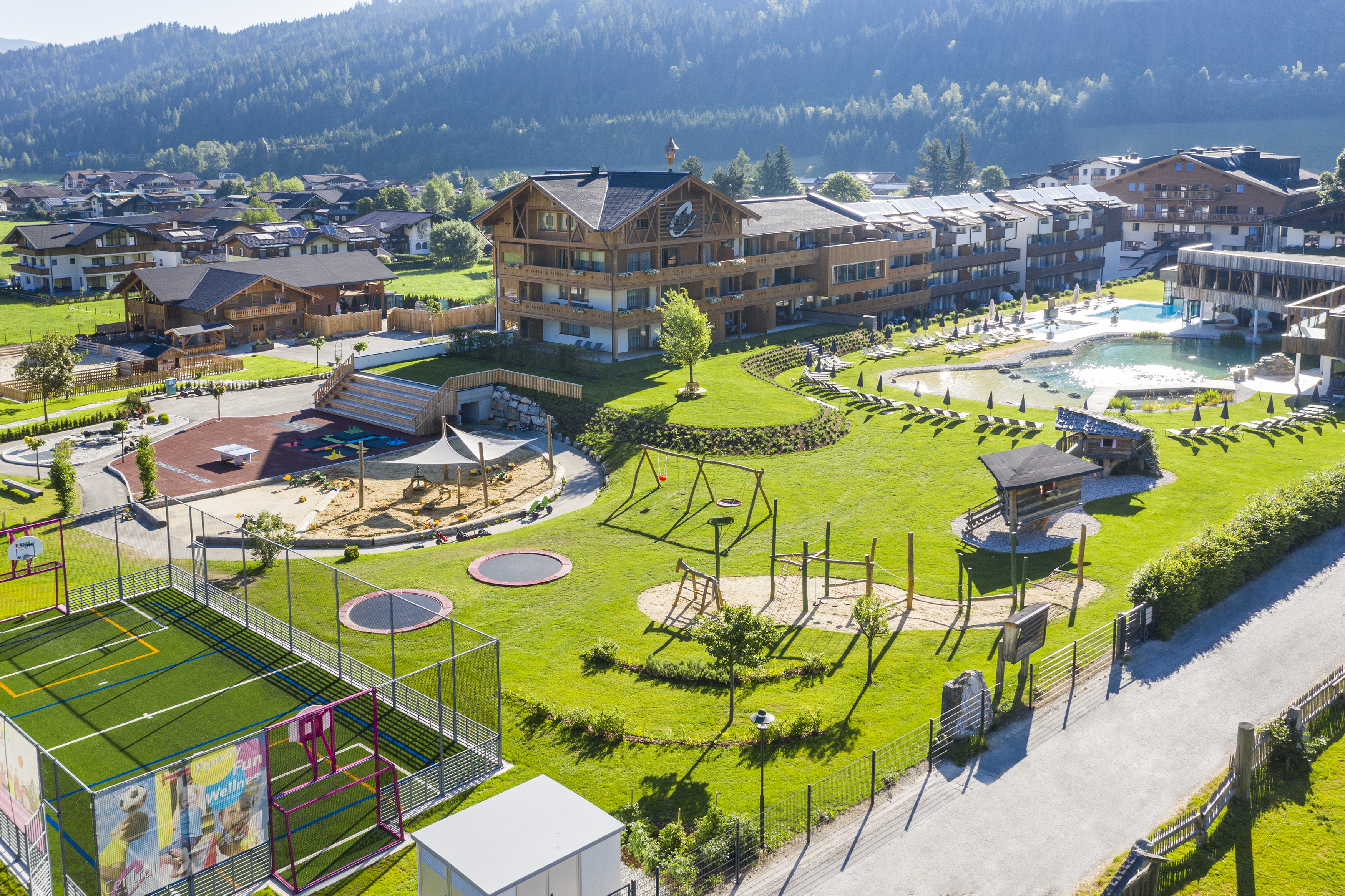 Kinderhotel - Außenansicht Ferienanlage Central - Ferienanlage Central GmbH