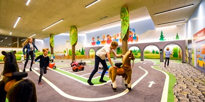 Familienhotel - Hunde: auf Anfrage - Öblarn - Bobbycar Bahn - Ferienanlage Central GmbH