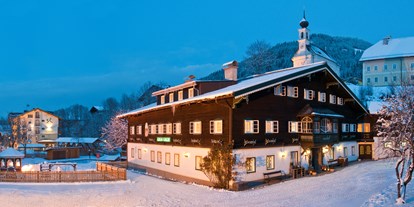 Familienhotel - Umgebungsschwerpunkt: Stadt - Haus (Haus) - Nebenhaus Ennshof im Winter - Familienresort Reslwirt ****